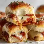 cheesy pepperoni pizza sliders - featured image